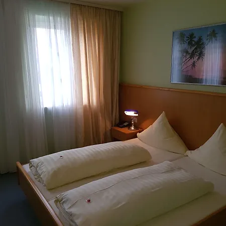 Stadt Ξενοδοχείο 3*
